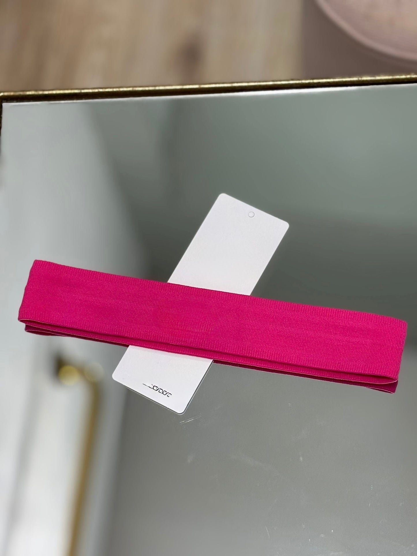 Fiushia pink thin headband