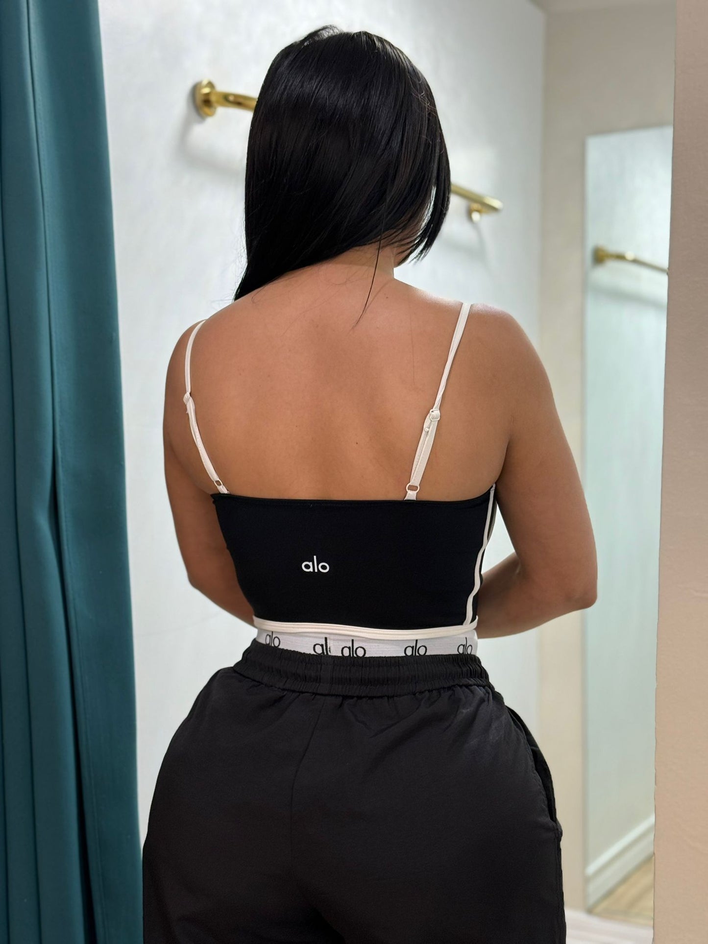 Dark top