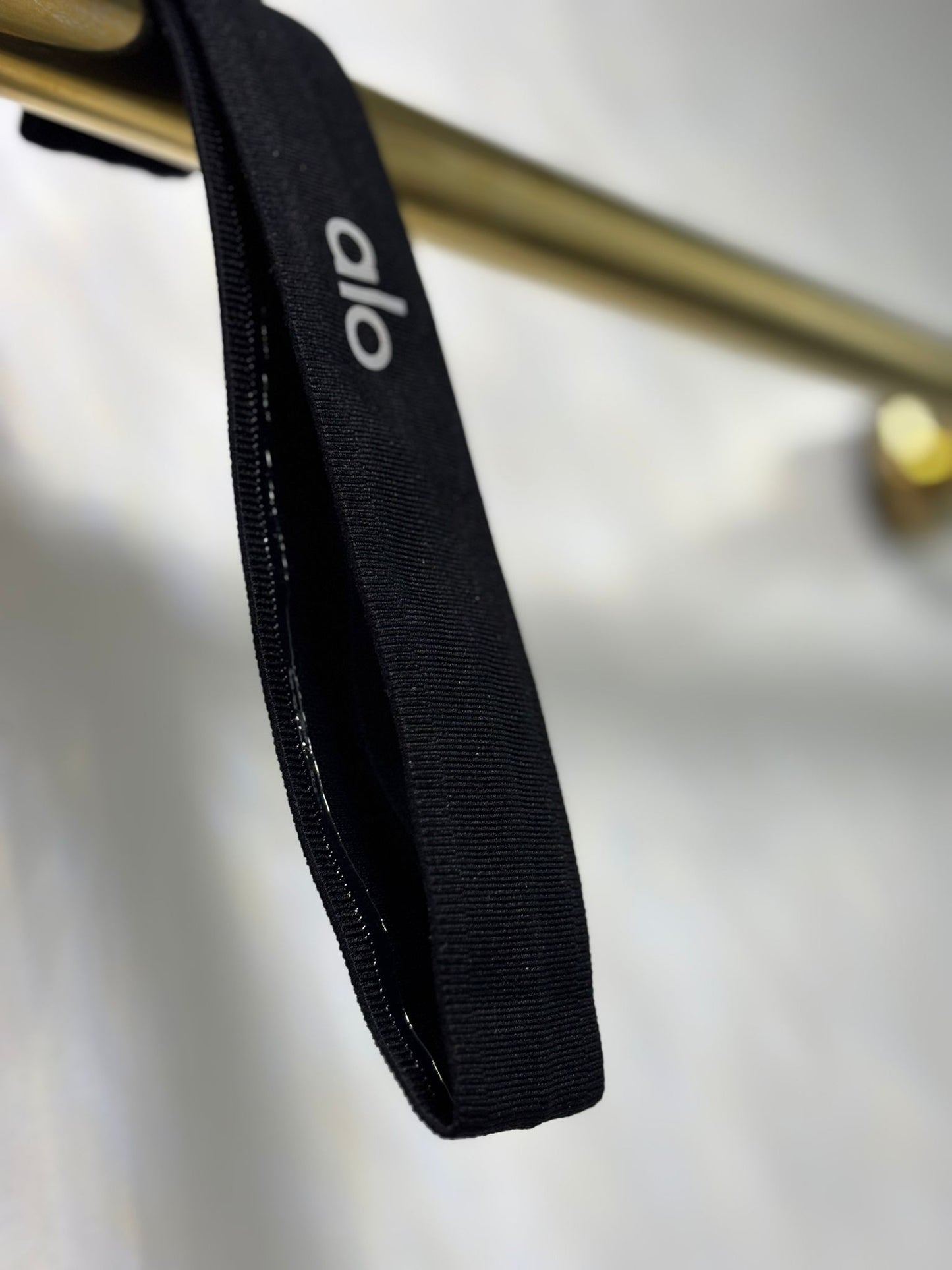 BLACK THIN HEADBAND