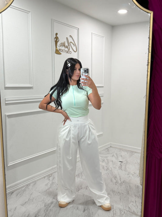 White loose pants